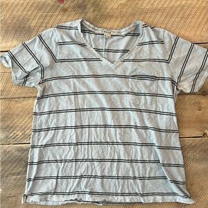 Orvis Women’s XL Blue and Green Striped V-Neck T-Shirt